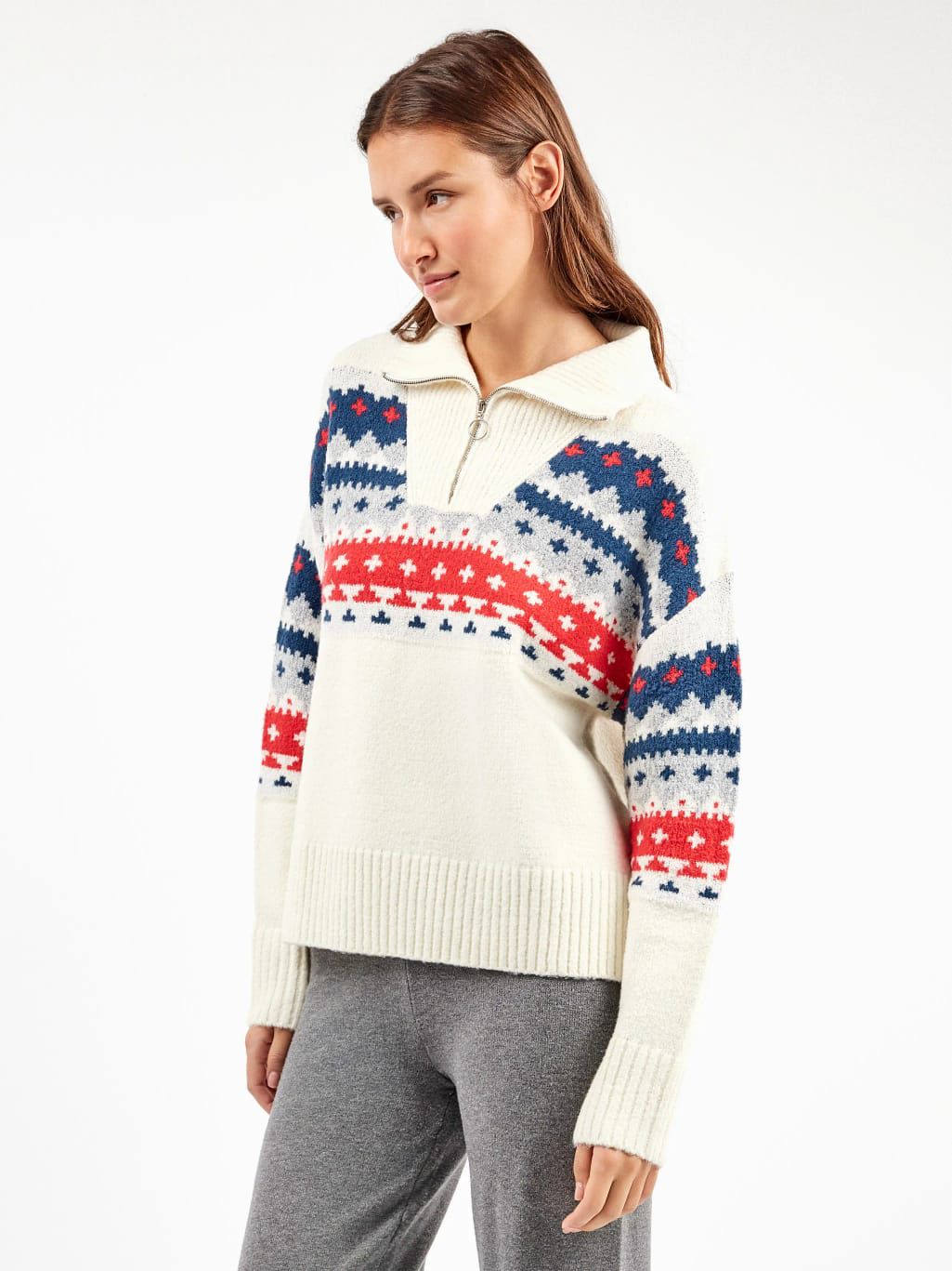 Il Maglioncino Gisela con zip sul collo alto con stampa anni 80 è il capo perfetto per chi ama distinguersi con uno stile originale, comodo e di tendenza. Questo Maglioncino Gisela con zip sul collo alto con stampa anni 80 unisce il fascino retrò delle grafiche vintage a una vestibilità moderna, creando un mix irresistibile per il guardaroba femminile. Firmato dal brand Gisela, il Maglioncino Gisela con zip sul collo alto con stampa anni 80 si distingue per la qualità dei materiali e la cura nei dettagli. Il tessuto morbido e confortevole avvolge delicatamente il corpo, rendendo questo capo ideale per le giornate più fresche. Il Maglioncino Gisela con zip sul collo alto con stampa anni 80 è pensato per garantire calore senza rinunciare allo stile. Il design del Maglioncino Gisela con zip sul collo alto con stampa anni 80 è il suo vero punto di forza. La stampa ispirata agli anni ’80 dona carattere e personalità, riportando in auge uno stile iconico e sempre attuale. Il collo alto con zip aggiunge un tocco pratico e moderno, permettendo di regolare l’apertura in base alle esigenze. Il Maglioncino Gisela con zip sul collo alto con stampa anni 80 è perfetto per chi ama i dettagli che fanno la differenza. Il Maglioncino Gisela con zip sul collo alto con stampa anni 80 è estremamente versatile. Può essere abbinato facilmente a jeans, pantaloni sportivi o gonne, adattandosi a look casual o più ricercati. Indossare il Maglioncino Gisela con zip sul collo alto con stampa anni 80 significa scegliere un capo che valorizza ogni outfit con un tocco di originalità. Un altro punto di forza del Maglioncino Gisela con zip sul collo alto con stampa anni 80 è la sua praticità. La zip sul collo alto non è solo un elemento estetico, ma anche funzionale, ideale per affrontare le variazioni di temperatura durante la giornata. Il Maglioncino Gisela con zip sul collo alto con stampa anni 80 è perfetto per il tempo libero, per le uscite informali o per rilassarsi con stile. Il Maglioncino Gisela con zip sul collo alto con stampa anni 80 è anche un’ottima idea regalo. Grazie al suo design unico e al richiamo a uno stile iconico, è un capo che conquista al primo sguardo. Regalare il Maglioncino Gisela con zip sul collo alto con stampa anni 80 significa scegliere qualcosa di originale, utile e alla moda. Resistente e durevole, il Maglioncino Gisela con zip sul collo alto con stampa anni 80 mantiene la sua forma e i colori anche dopo numerosi lavaggi, confermandosi un capo affidabile nel tempo. Il Maglioncino Gisela con zip sul collo alto con stampa anni 80 è pensato per accompagnarti stagione dopo stagione. Scegli il Maglioncino Gisela con zip sul collo alto con stampa anni 80 per esprimere al meglio il tuo stile. Il Maglioncino Gisela con zip sul collo alto con stampa anni 80 è molto più di un semplice maglione: è un vero simbolo di personalità, comfort e tendenza. Il Maglioncino Gisela con zip sul collo alto con stampa anni 80 è il capo perfetto per chi ama distinguersi con uno stile originale, comodo e di tendenza. Questo Maglioncino Gisela con zip sul collo alto con stampa anni 80 unisce il fascino retrò delle grafiche vintage a una vestibilità moderna, creando un mix irresistibile per il guardaroba femminile. Firmato dal brand Gisela, il Maglioncino Gisela con zip sul collo alto con stampa anni 80 si distingue per la qualità dei materiali e la cura nei dettagli. Il tessuto morbido e confortevole avvolge delicatamente il corpo, rendendo questo capo ideale per le giornate più fresche. Il Maglioncino Gisela con zip sul collo alto con stampa anni 80 è pensato per garantire calore senza rinunciare allo stile. Il design del Maglioncino Gisela con zip sul collo alto con stampa anni 80 è il suo vero punto di forza. La stampa ispirata agli anni ’80 dona carattere e personalità, riportando in auge uno stile iconico e sempre attuale. Il collo alto con zip aggiunge un tocco pratico e moderno, permettendo di regolare l’apertura in base alle esigenze. Il Maglioncino Gisela con zip sul collo alto con stampa anni 80 è perfetto per chi ama i dettagli che fanno la differenza. Il Maglioncino Gisela con zip sul collo alto con stampa anni 80 è estremamente versatile. Può essere abbinato facilmente a jeans, pantaloni sportivi o gonne, adattandosi a look casual o più ricercati. Indossare il Maglioncino Gisela con zip sul collo alto con stampa anni 80 significa scegliere un capo che valorizza ogni outfit con un tocco di originalità. Un altro punto di forza del Maglioncino Gisela con zip sul collo alto con stampa anni 80 è la sua praticità. La zip sul collo alto non è solo un elemento estetico, ma anche funzionale, ideale per affrontare le variazioni di temperatura durante la giornata. Il Maglioncino Gisela con zip sul collo alto con stampa anni 80 è perfetto per il tempo libero, per le uscite informali o per rilassarsi con stile. Il Maglioncino Gisela con zip sul collo alto con stampa anni 80 è anche un’ottima idea regalo. Grazie al suo design unico e al richiamo a uno stile iconico, è un capo che conquista al primo sguardo. Regalare il Maglioncino Gisela con zip sul collo alto con stampa anni 80 significa scegliere qualcosa di originale, utile e alla moda. Resistente e durevole, il Maglioncino Gisela con zip sul collo alto con stampa anni 80 mantiene la sua forma e i colori anche dopo numerosi lavaggi, confermandosi un capo affidabile nel tempo. Il Maglioncino Gisela con zip sul collo alto con stampa anni 80 è pensato per accompagnarti stagione dopo stagione. Scegli il Maglioncino Gisela con zip sul collo alto con stampa anni 80 per esprimere al meglio il tuo stile. Il Maglioncino Gisela con zip sul collo alto con stampa anni 80 è molto più di un semplice maglione: è un vero simbolo di personalità, comfort e tendenza.